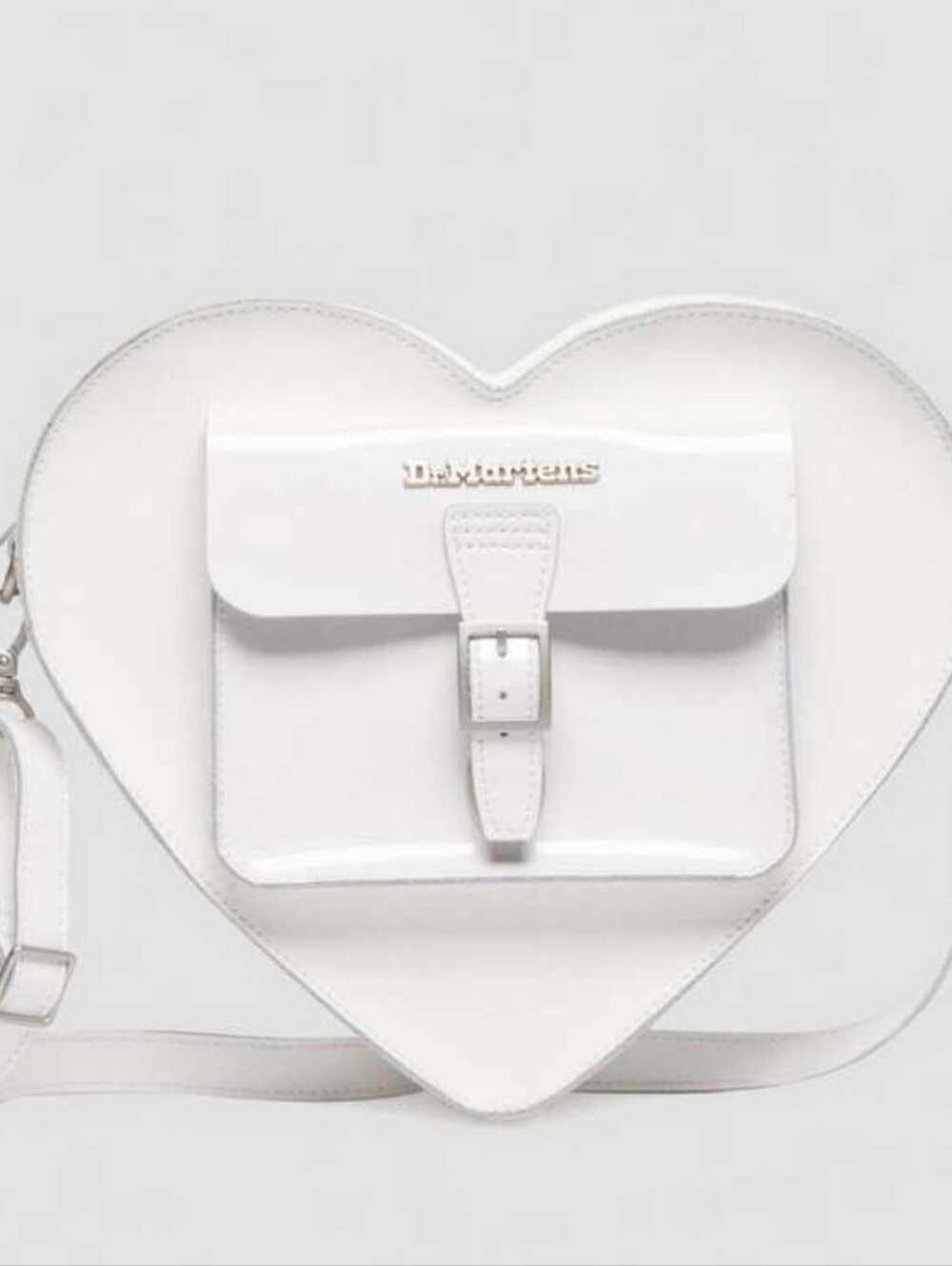 Dr. Martens Heart-Shaped Hardware Kiev Leather Bag- White